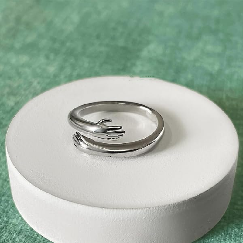 Cute Hug Me Finger Ring in Pure 92.5 Sterling Silver